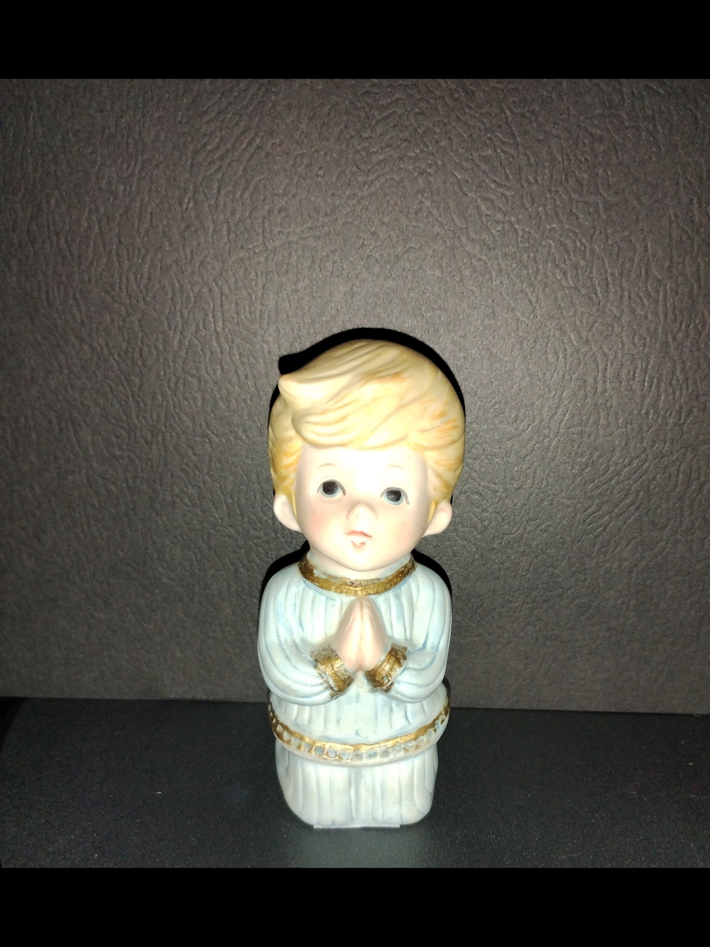 Vintage HOMECO Blonde Hair Blue Eyed Child Praying 4” Figurine 5211
